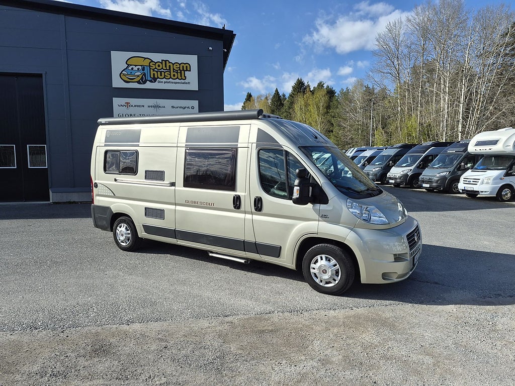 Pössl 2 Win 2013, automatlåda, solcell, mkt bra lastvikt