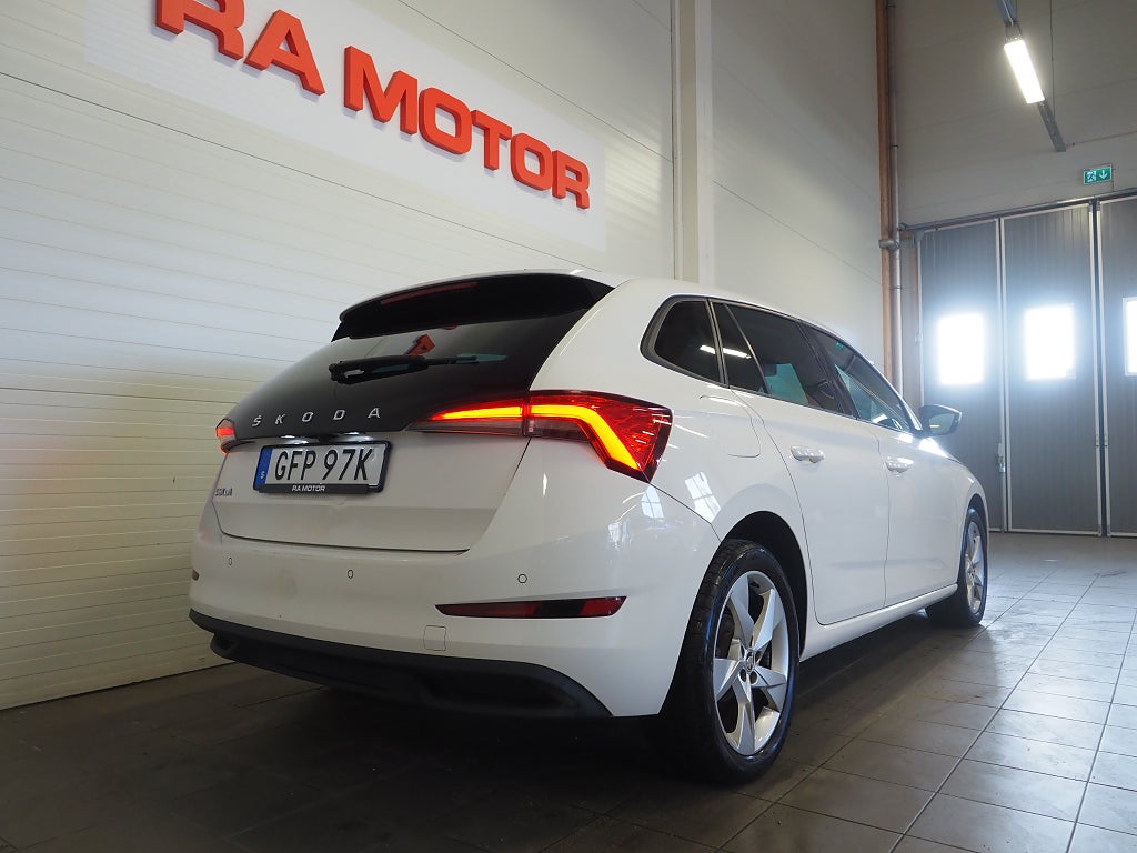 Skoda Scala 1.0 TSI 115hk Style | Backkamera | Drag | Keyless |