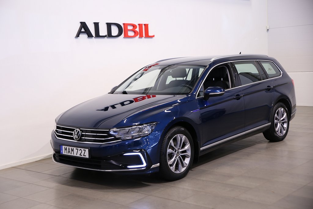 Volkswagen Passat GTE 218hk Plug-in Hybrid SC DSG / Dragpkt / Läder / Drag / Värm