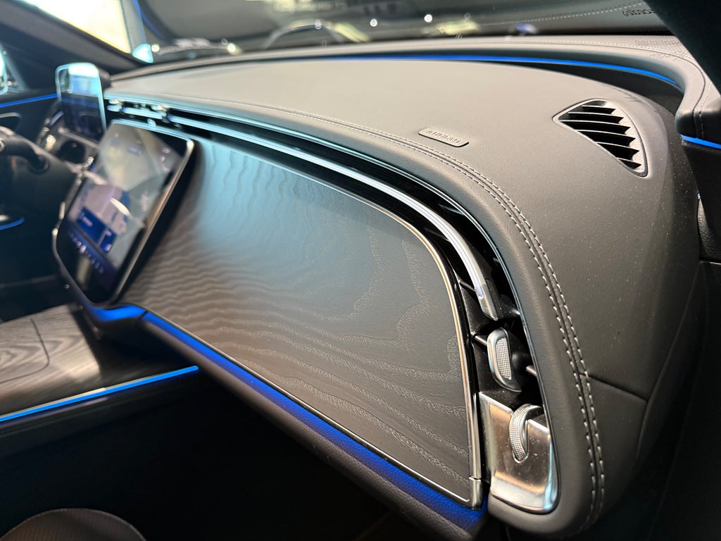 Mercedes-Benz E 300 de 4Matic AMG Premium Vinterpaket Läder - bild 8