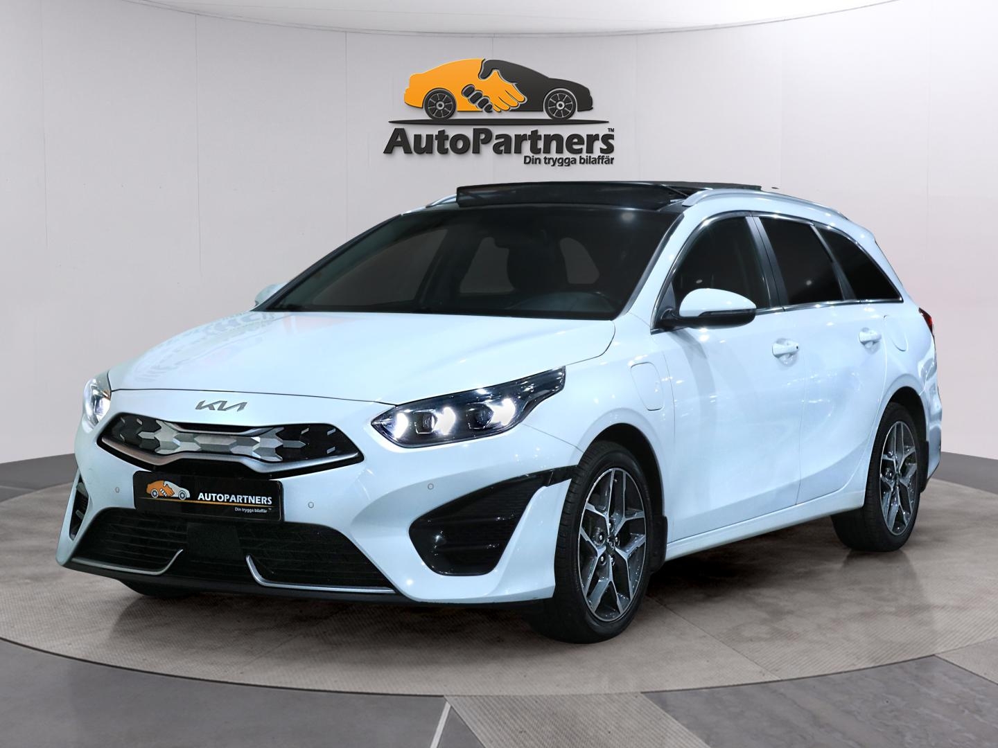 Kia Ceed SW Plug-in 2022, bild 2/61