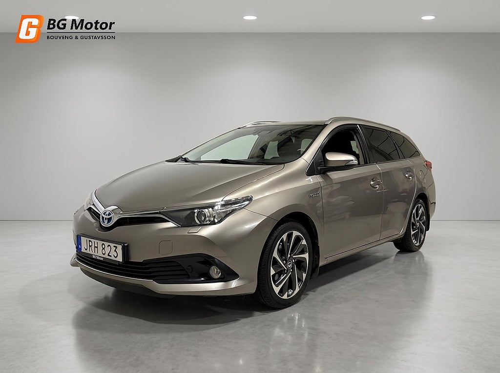 Toyota Auris Touring e-CVT 136HK Aut Värmare/Bkamera/Låg skatt
