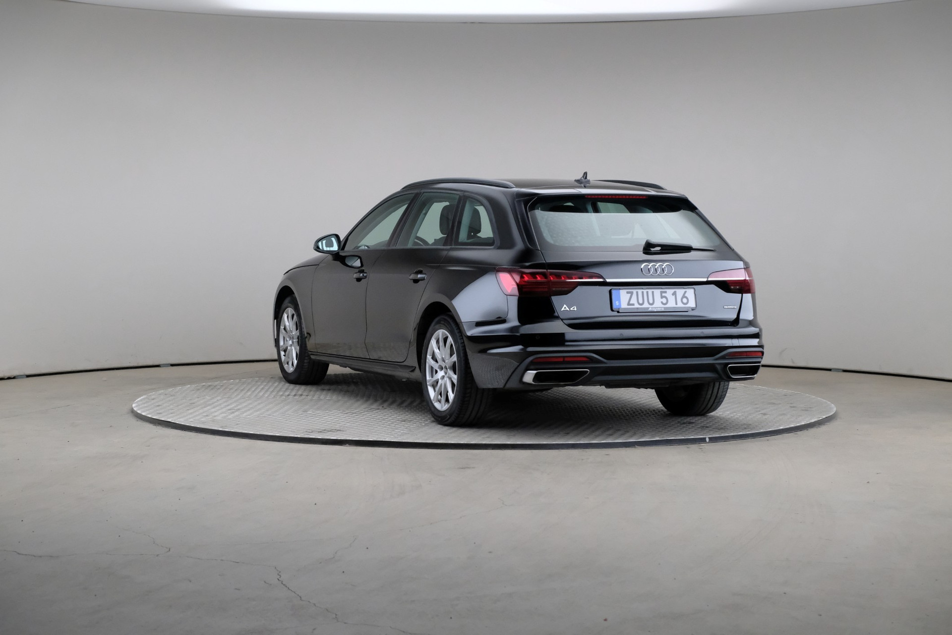 Audi A4 2021, bild 2/49