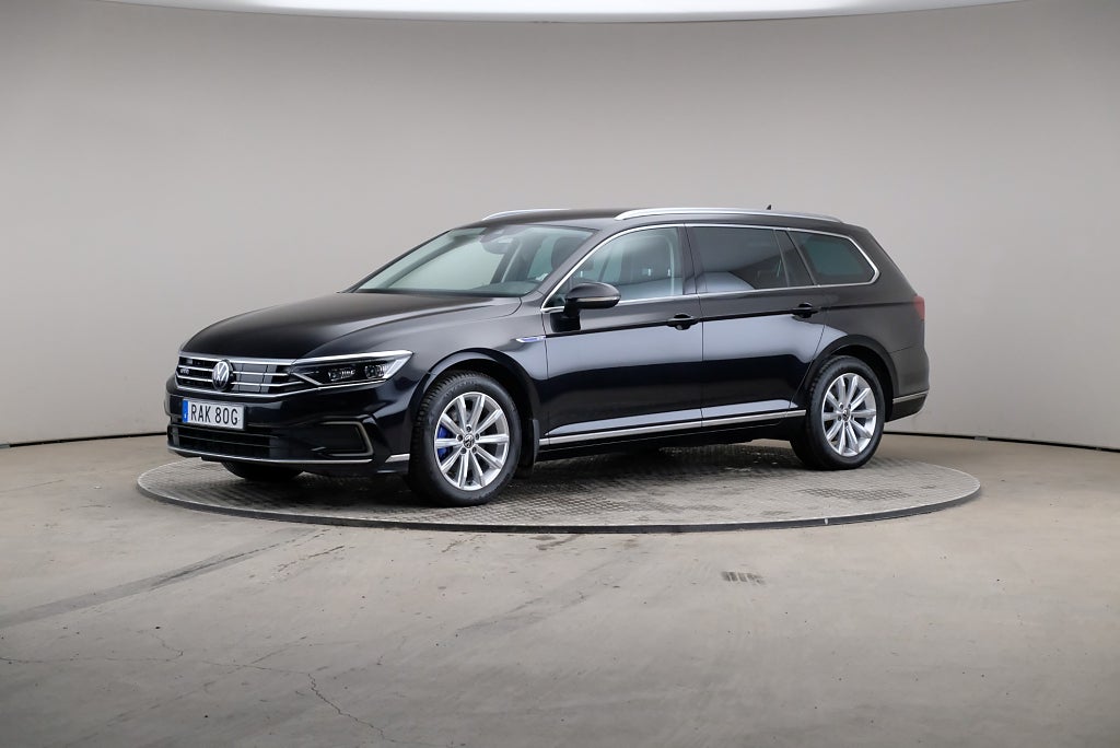 Volkswagen Passat GTE 218hk SC DSG Executivepkt Dragpkt Värmare