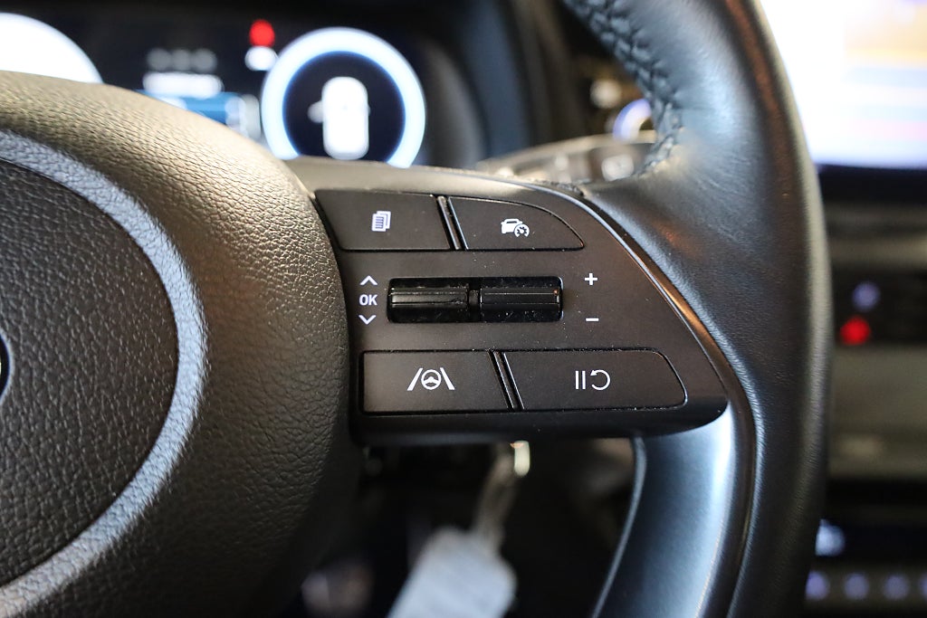 Hyundai Bayon 1.2 MPi Essential Kamera CarPlay Leasbar Rattvärme 2022