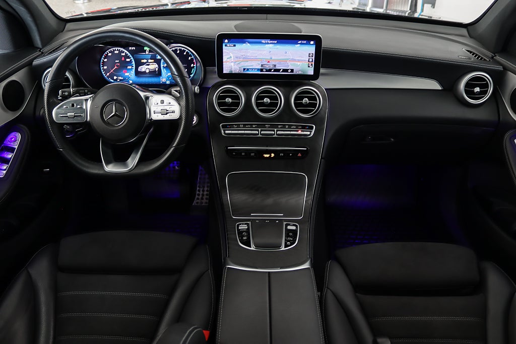 Mercedes-Benz GLC 300 de Full AMG Cockpit Pano Night Värmare Drag