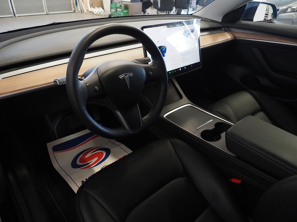 Tesla Model 3 Long Range AWD 440hk | Pano | 2022
