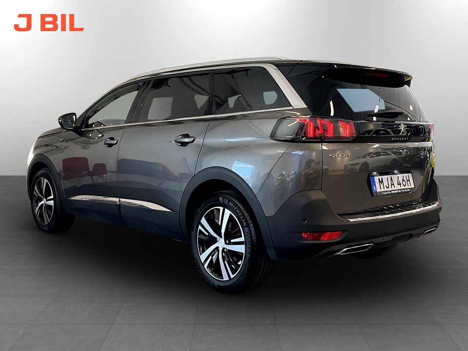Bild på Peugeot 5008 GT 1.2 PT 130hk Aut 7-SITS B-KAMERA CARPLAY