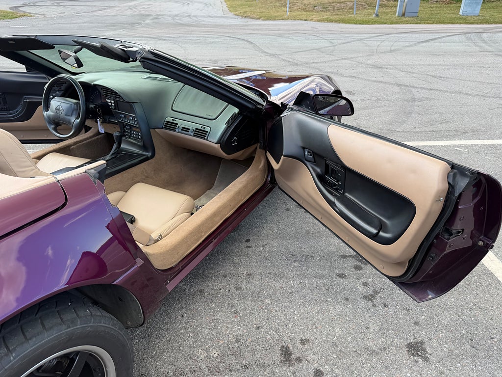 Chevrolet Corvette Cabriolet 5.7 V8 SFI 0kr insats 1420kr/mån