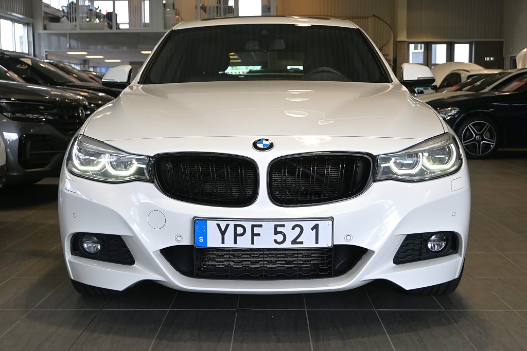 BMW 320D 2018 - miniatyr 5
