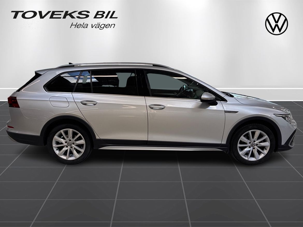 Volkswagen Golf ALLTRACK 2.0 TSI 190Hk 2022, bild 2/10