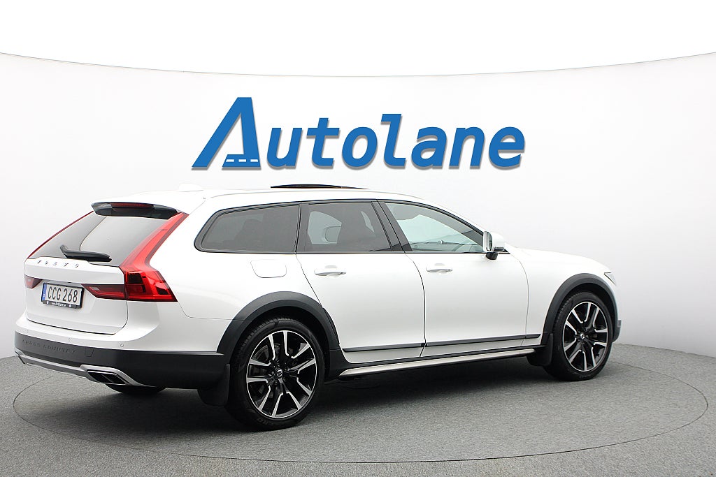 Volvo V90 Cross Country D4 AWD Polestar, Pano, B&W, HUD, 360°, 20", Dr