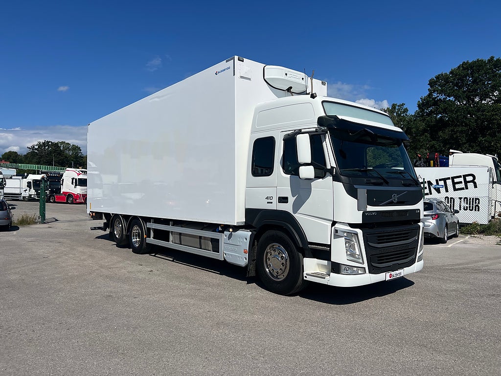 Volvo FM 410 6x2 Skåpbil, Öppningsbarsida, Bussbygg, Värmare