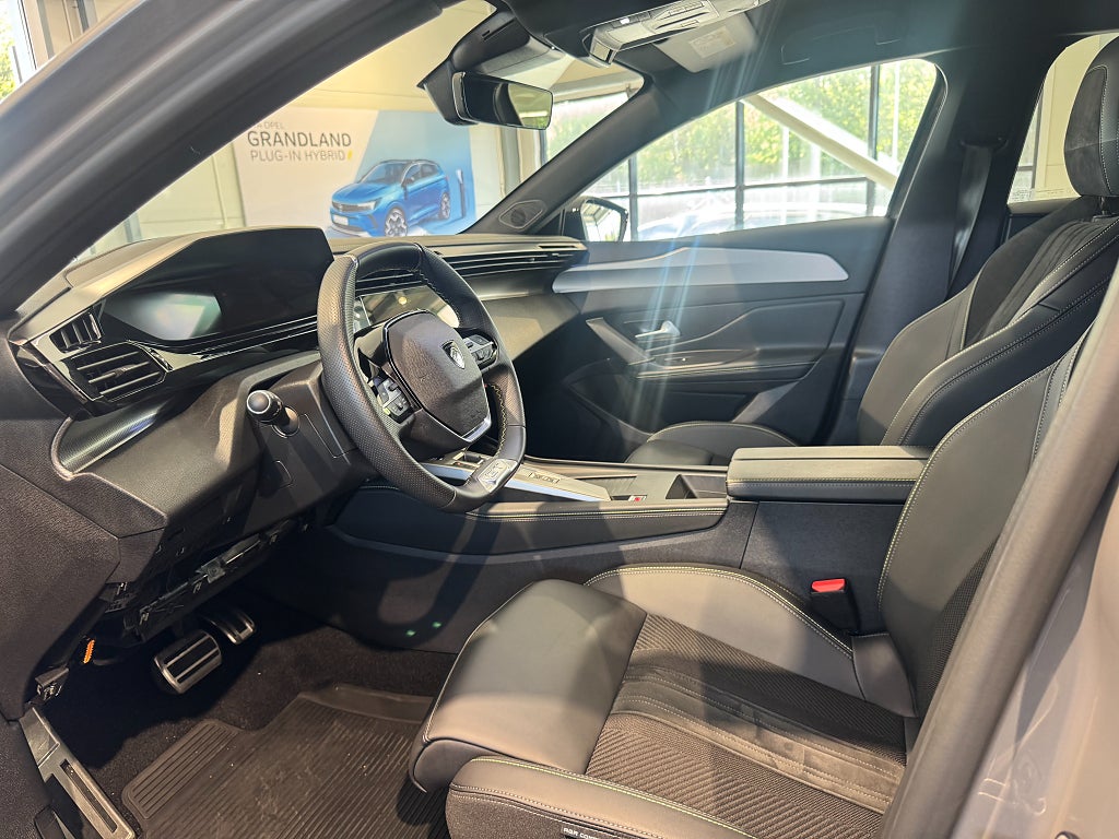 Bild på Peugeot 408 GT PureTech 130hk Aut - DEMO