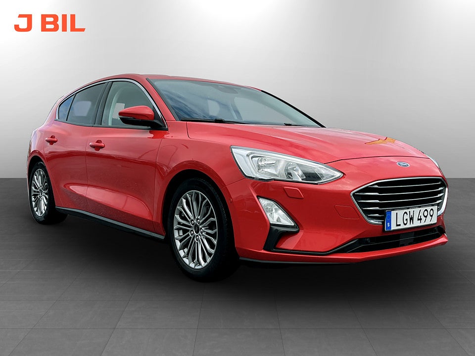 Ford Focus Titanium Launch Edition 1.0 EcoBoost 125hk B-KAMERA 