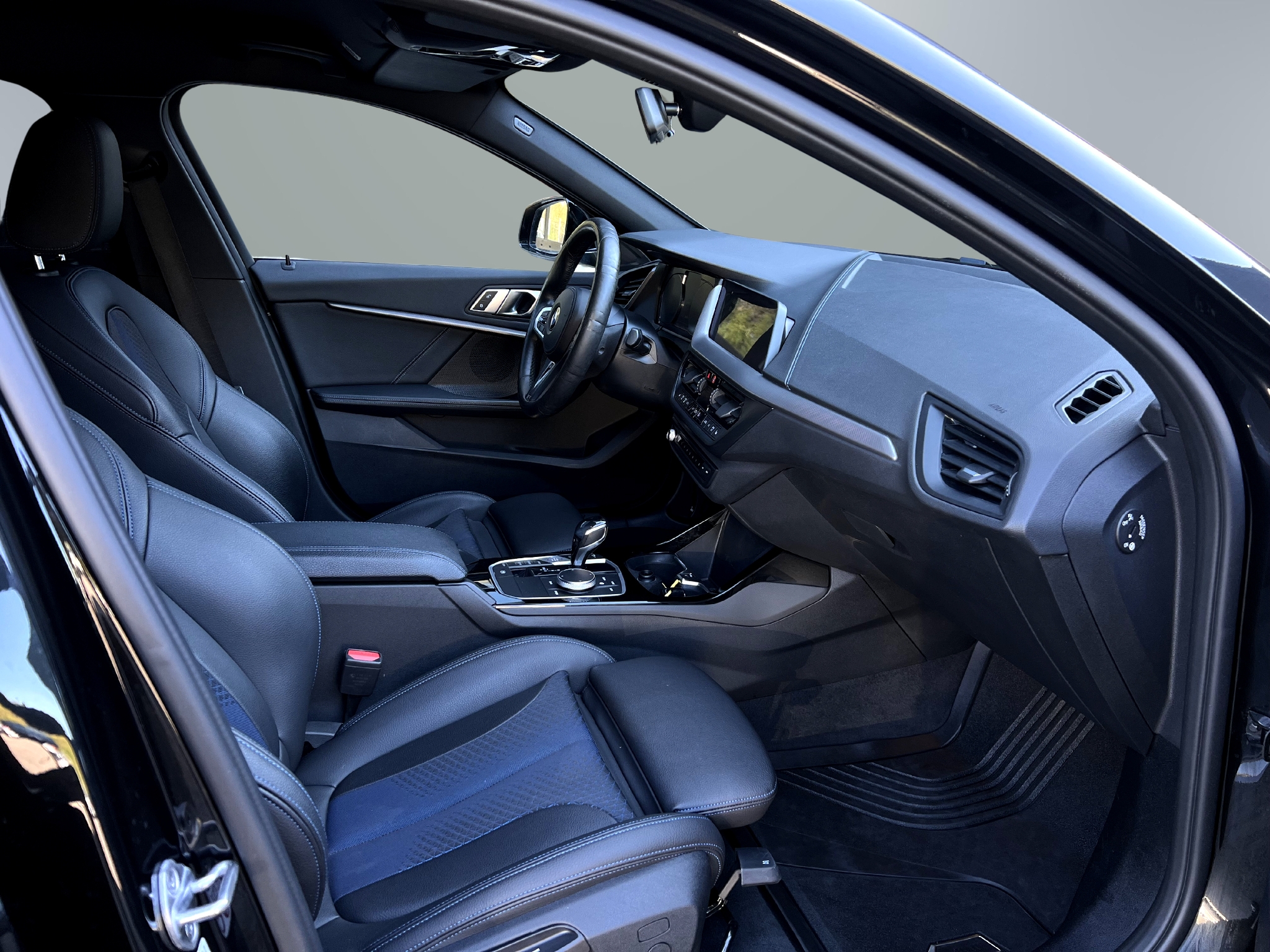 BMW 118 i Steptronic 140hk M Sport 2021, kuva 5/43