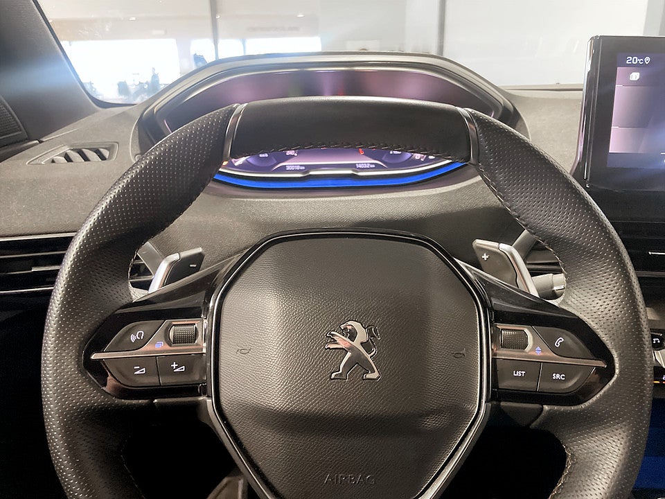 Bild på Peugeot 5008 GT 1.2 PT 130hk Aut 7-SITS B-KAMERA CARPLAY