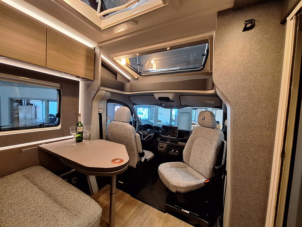Dethleffs Globebus Performance T 46 4x4 Långbädd, Automat, Solcell, Dragkr