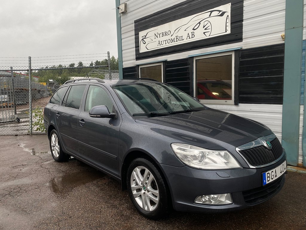 Skoda Octavia Kombi 1.6 TDI Euro 5&Nykamrem&Nybesiktad&Servad