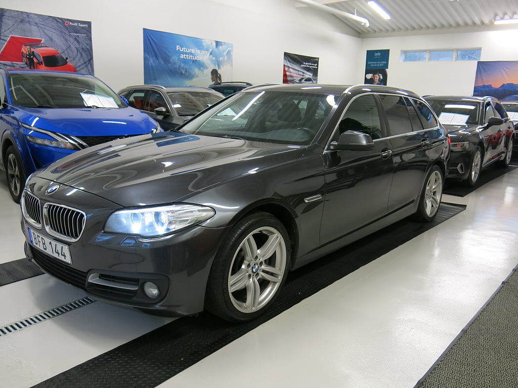 BMW 520d xDrive Touring Steptronic 190HK Drag Skinn Värmare 