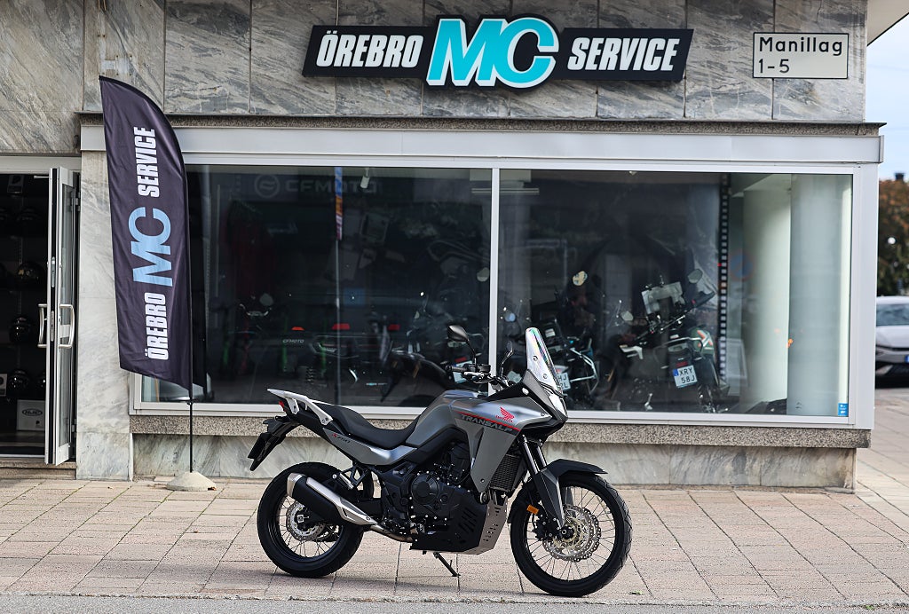 Honda Transalp XL750 - 148mil Nyskick