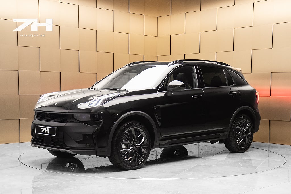 Lynk & Co 01 PHEV DCT / 360° / More / Infinity / Pano / Moms