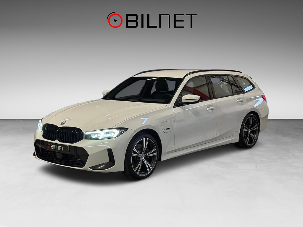 BMW 330e xDrive Touring Aut M Sport HIFI 19" ACC El-drag Moms