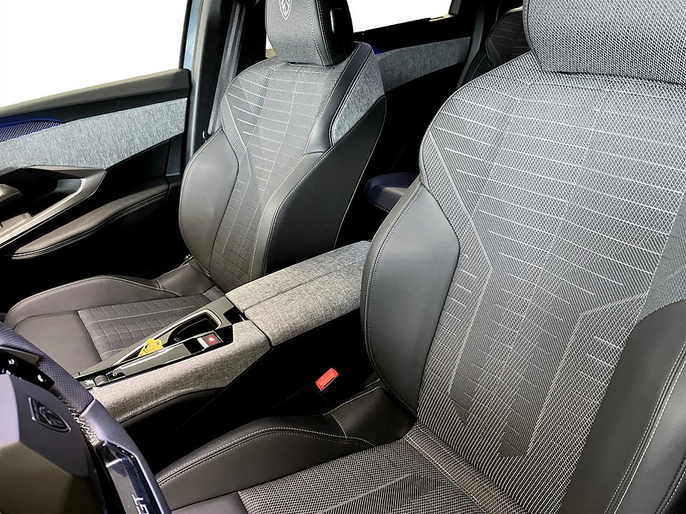 Bild på Peugeot 5008 GT Hybrid 145hk Aut 7-SITS ELBAKLUCKA BACKKAMERA