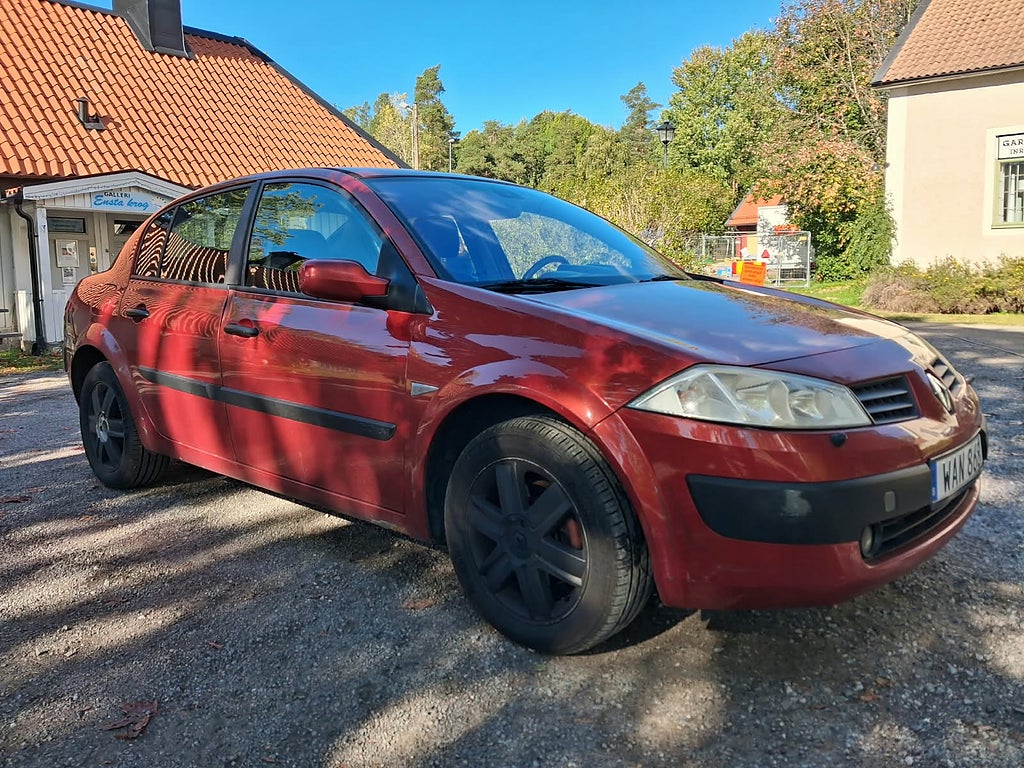 Renault Mégane Sedan 2.0 Euro 4