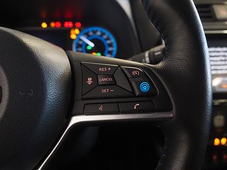 Halvkombi Nissan Leaf 18 av 22