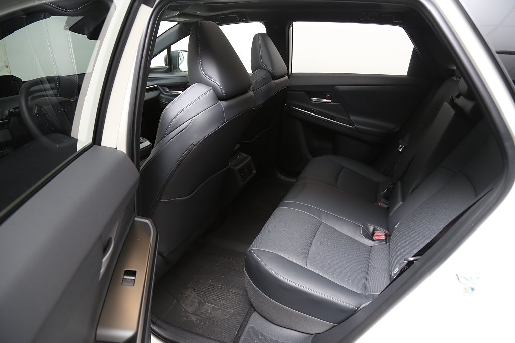Subaru E-Outback 74.7 kWh AWD Touring + 485km & 380HK 2026