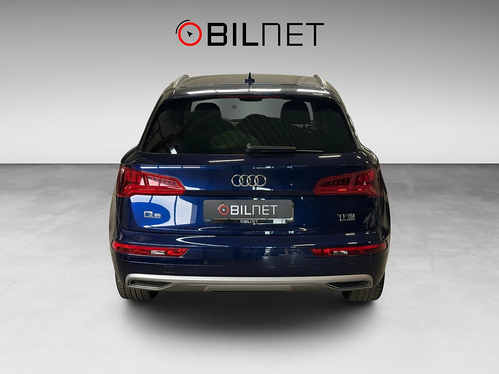 Audi Q5 2.0 TFSI Q 252hk Luftfjädring 20" B&O Drag Kamera ACC