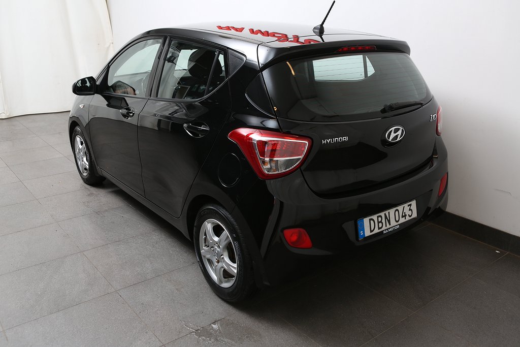 Hyundai i10 1,0 67hk ComfortPlus 1ägare Nyservad + Nybesik 2015