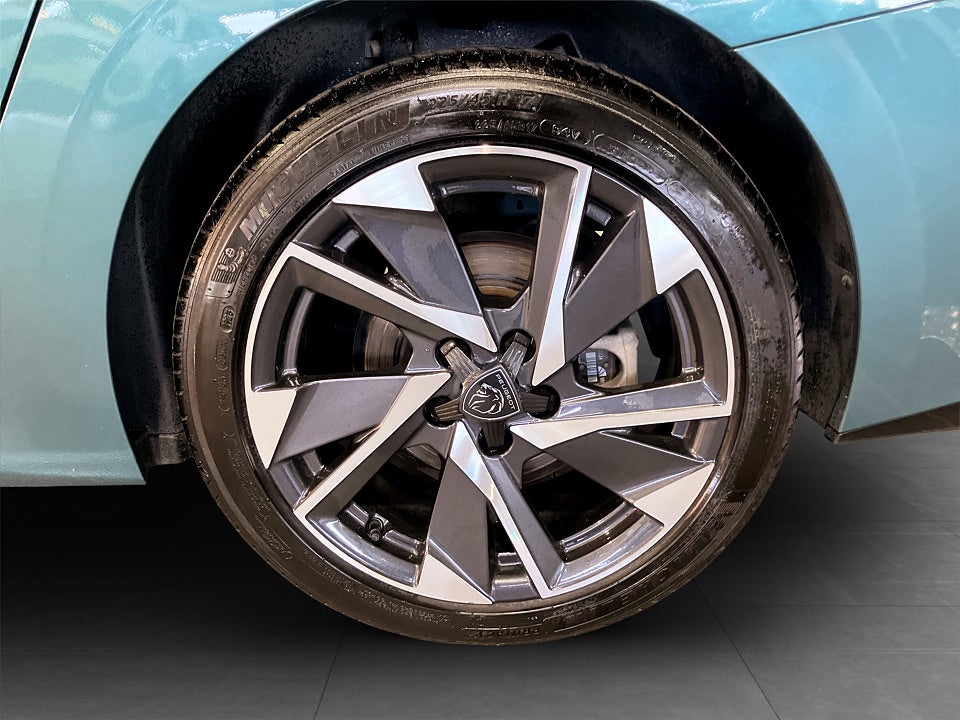 Bild på Peugeot 308 sw Allure Hybrid 145hk Aut B-KAMERA CARPLAY