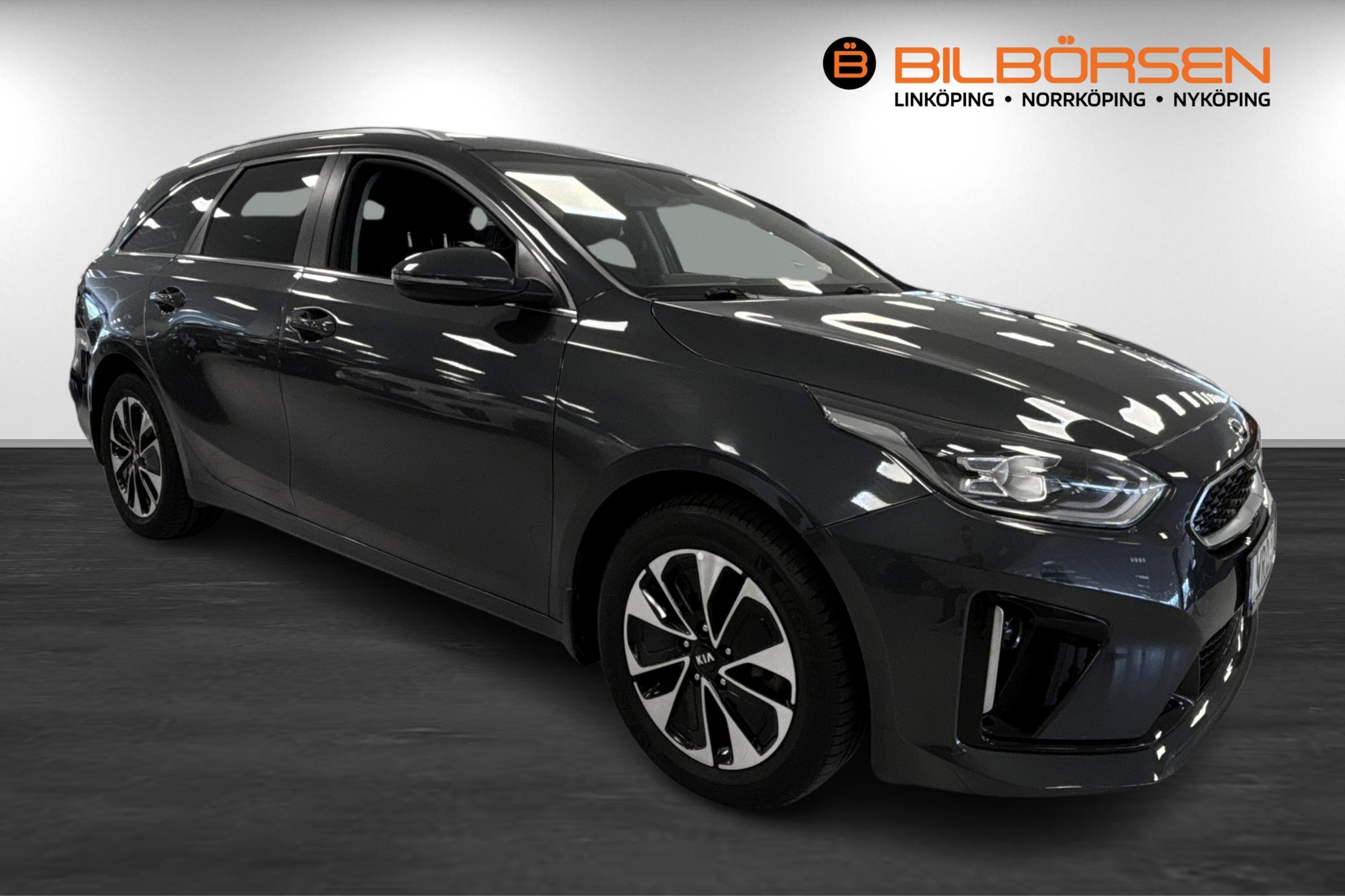 Kia Ceed SW Plug-in Hybrid Advance 2020, bild 3/10