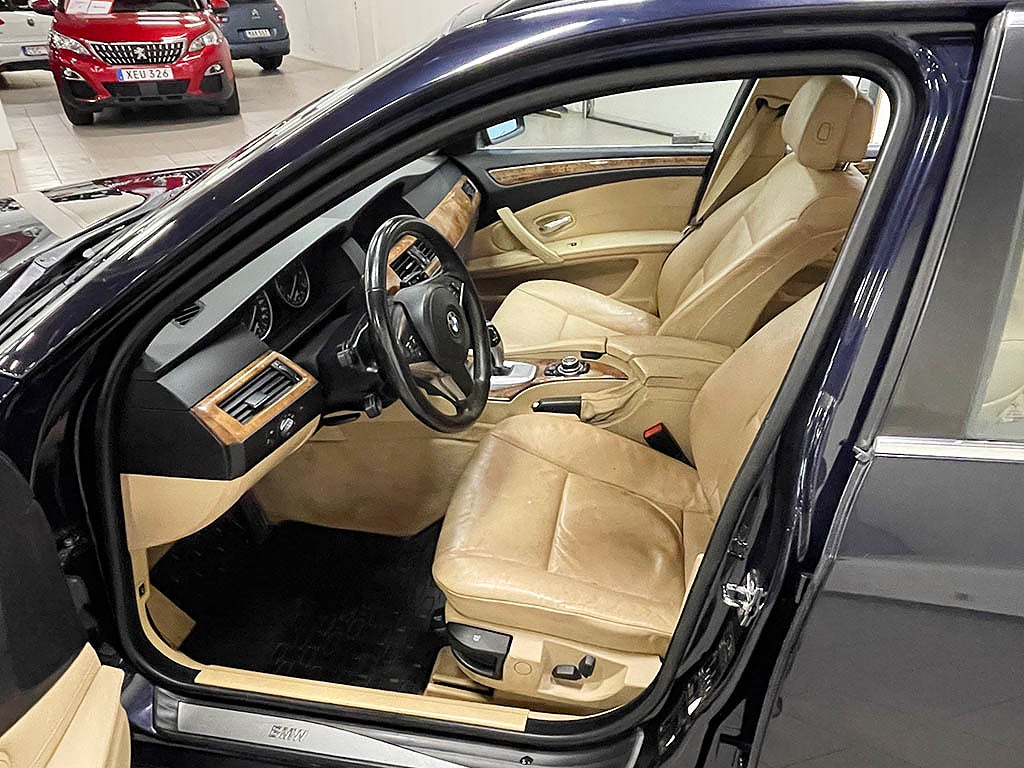 BMW 523I Touring 190Hk Automat