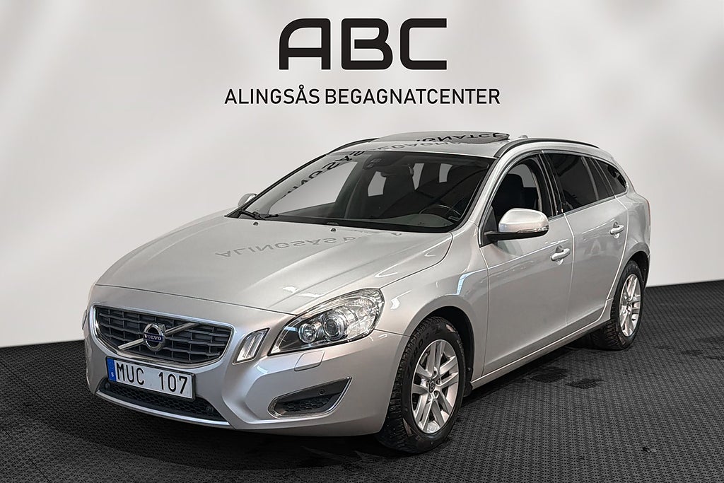 Volvo V60 D2 Momentum Euro 5 / Drag / Taklucka / Värmare