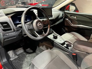 SUV Nissan Qashqai 7 av 17