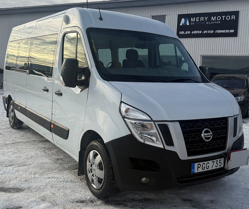 Nissan NV400