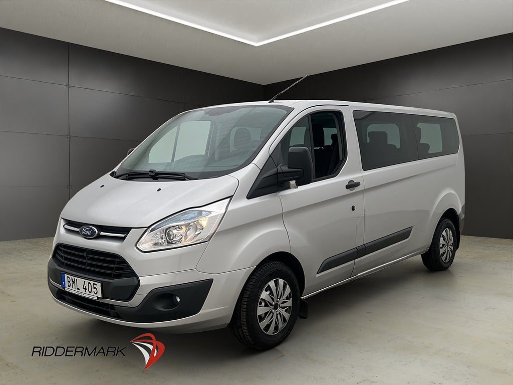 Ford Transit Custom Kombi Lång 9-Sits Värmare PDC Dragkrok