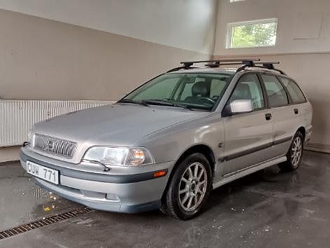 Volvo V40 1.8 SE