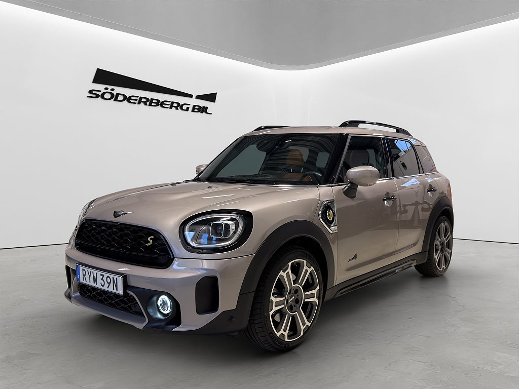 MINI Countryman Cooper SE ALL4 Maximise 220hk Pano/HUD/HK SE UTR