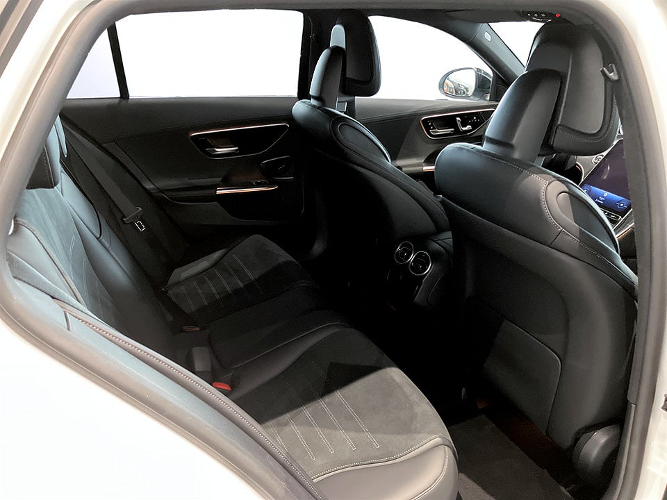 Bild på Mercedes-Benz C300 T AMG-Line 4MATIC 258hk Aut B-KAMERA NAVI