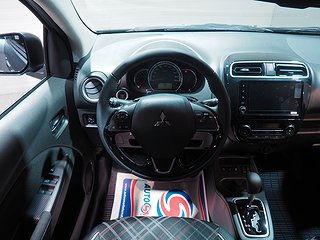 Halvkombi Mitsubishi Space Star 13 av 20