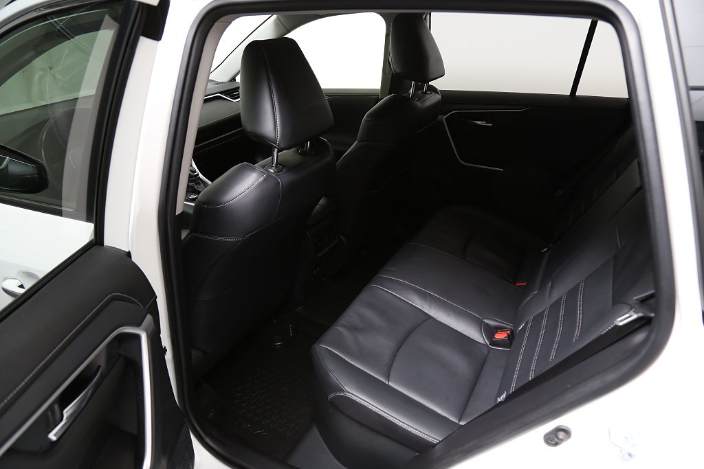 Toyota RAV4 2,5 Hybrid AWD-i E-CVT Executive Aut 2021