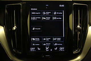 SUV Volvo XC60 18 av 28