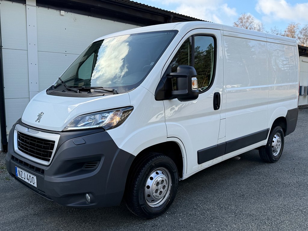 Peugeot Boxer Skåp 330 2.2 HDi Drag/Värmare 130hk