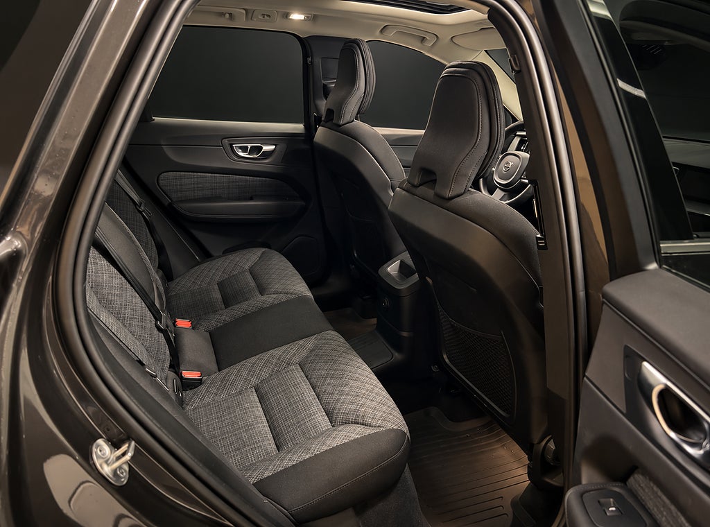 Volvo XC60 Recharge T6 AWD Core