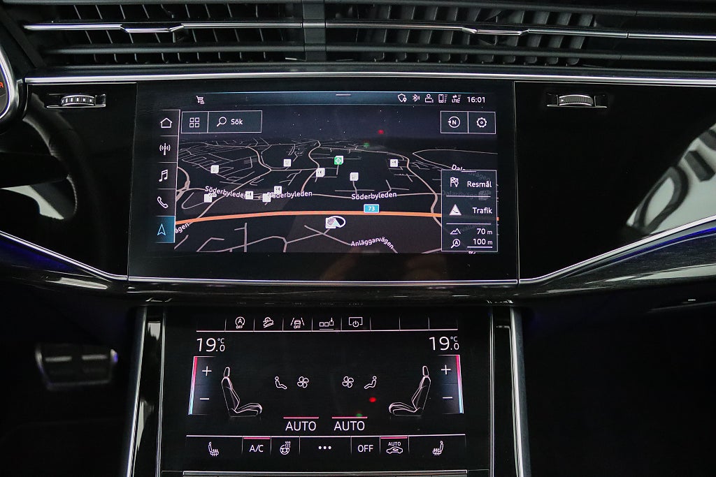 Audi Q8 50 TDI Quattro S Line B&O Panorama Matrix Värmare