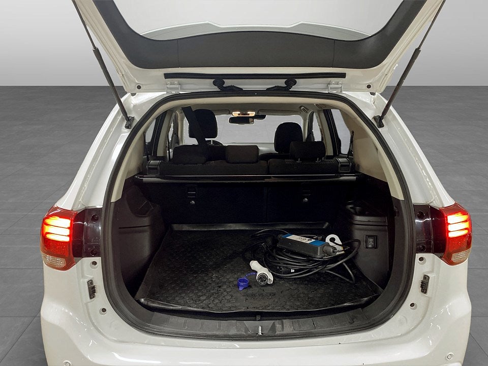 Bild på Mitsubishi Outlander Fleet Edition PHEV CVT 224hk Aut 4WD - B-KAMERA, NAV